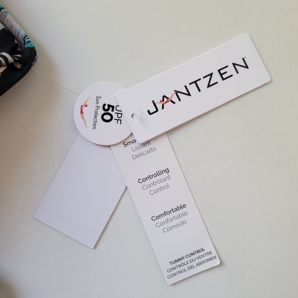 Jantzen women's plus size tummy control one piece swimsuit size 24W - Picture 4 of 8